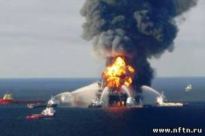 В Мексиканском заливе снова горит нефтегазовая платформа. Есть жертвы.