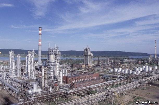 АНХК переработала 725 млн. тонн нефти