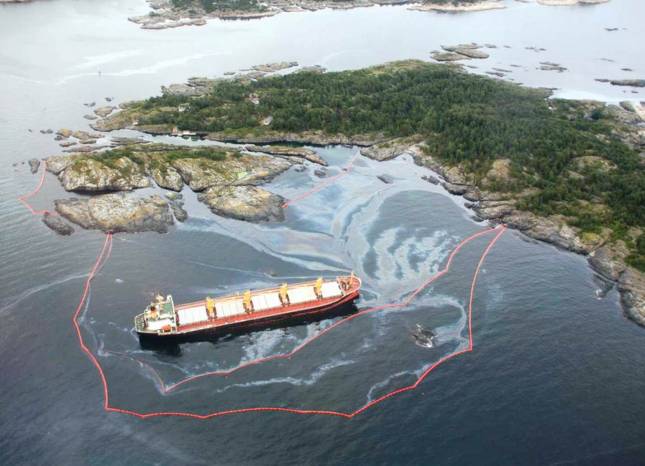Современные методы ликвидации аварийных разливов нефти на воде